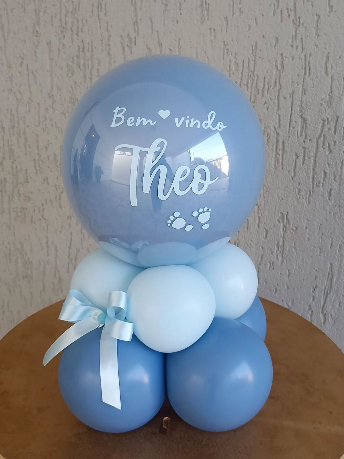 Personalised message on the Stand Garland bubble balloon, Luxe Confetti